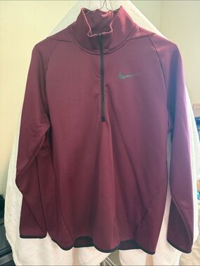 Nike Men’s Maroon Fleece Lined Half-Zip